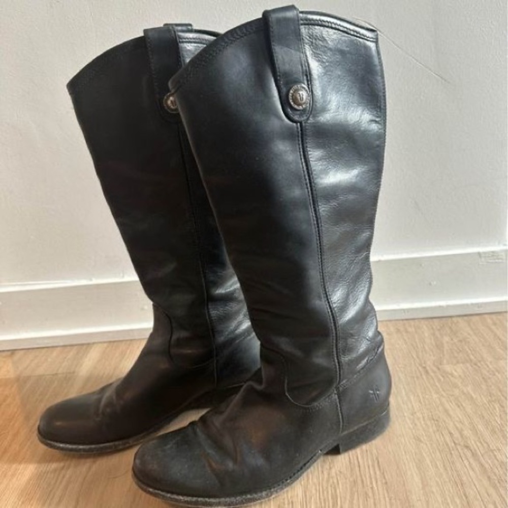 Women's Frye Black Leather Pull-on Boots